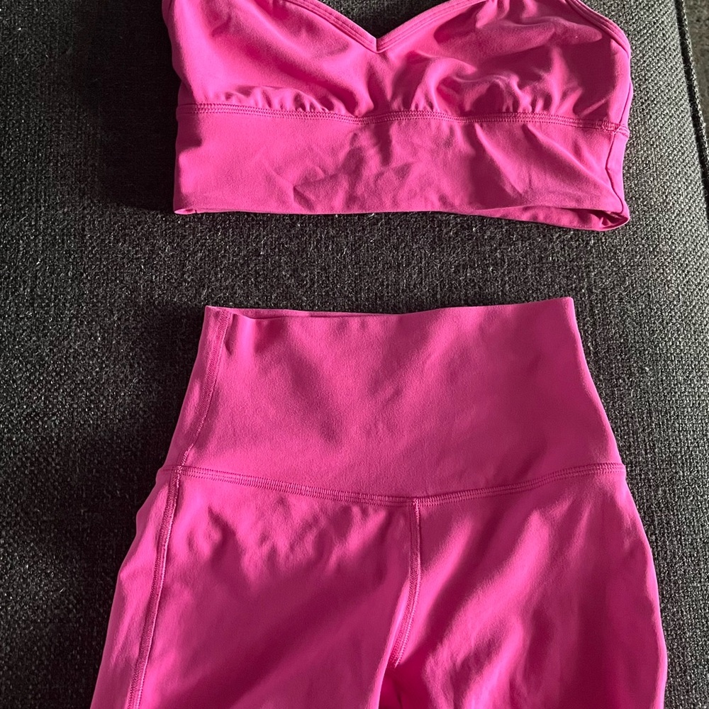 Lululemon Set: Align Sweetheart Bra plus Align Short